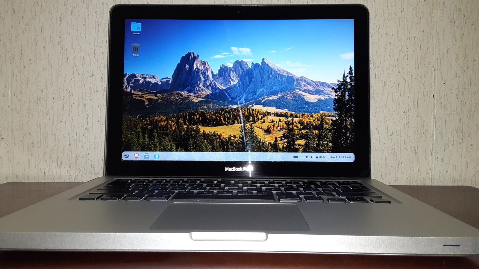 Refurbished Macbook Pro Laptop Works Really Good