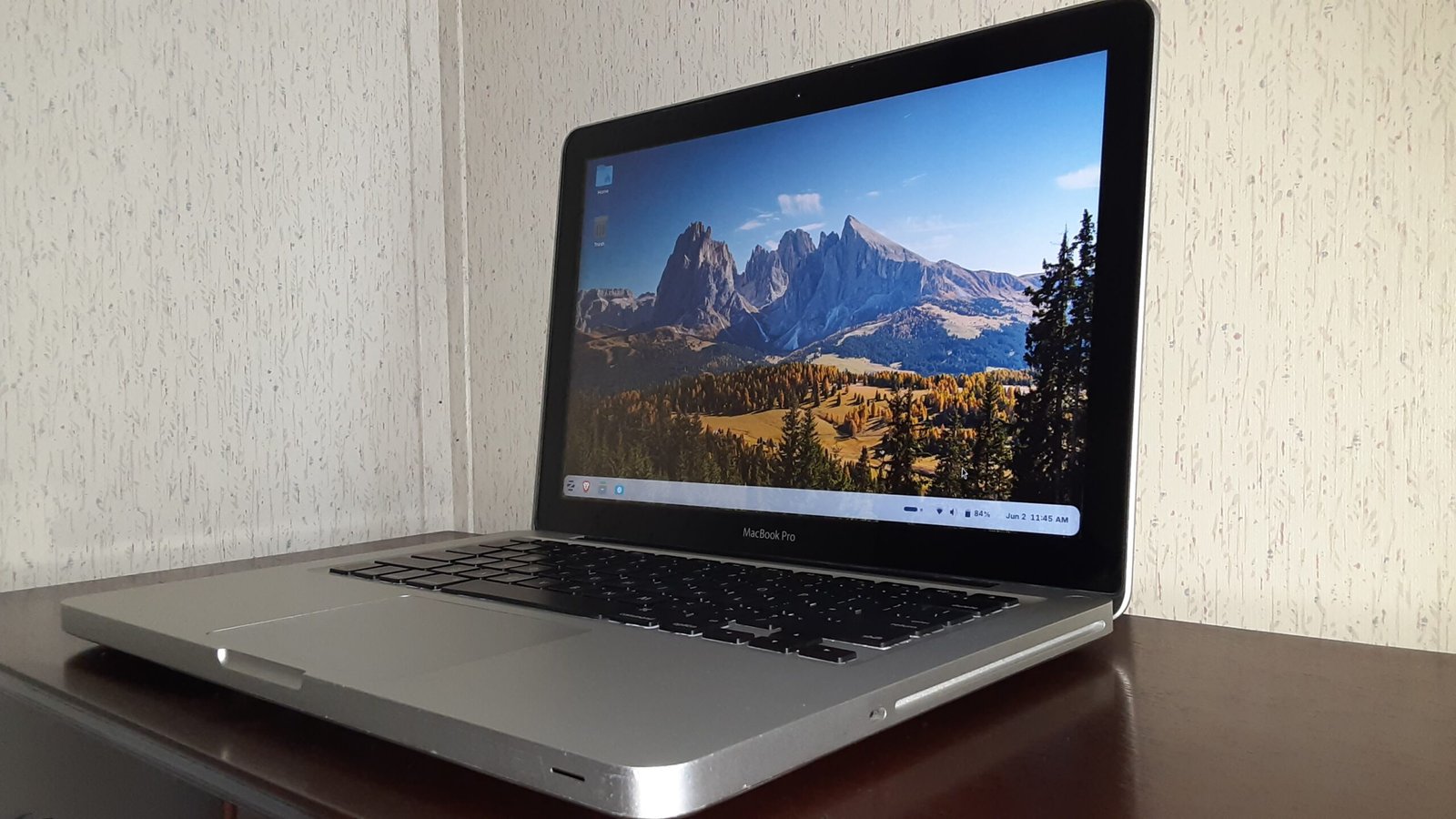 Refurbished Macbook Pro Laptop Works Really Good